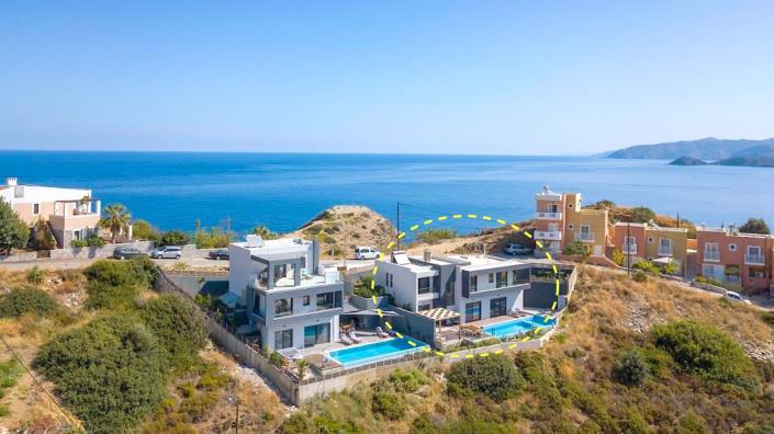 Image No.2-3 Bed Villa / Detached for sale