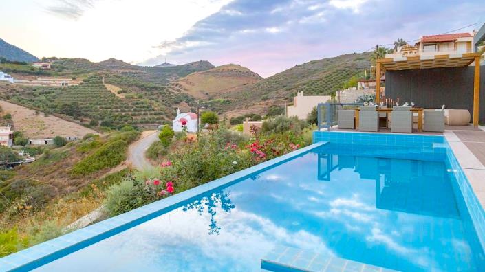 Image No.26-3 Bed Villa / Detached for sale