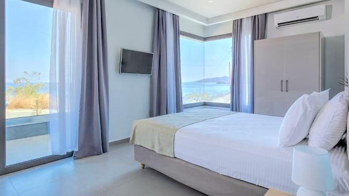 Image No.16-3 Bed Villa / Detached for sale