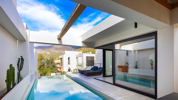 Image No.16-5 Bed Villa / Detached for sale