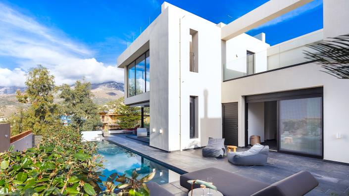 Image No.5-5 Bed Villa / Detached for sale