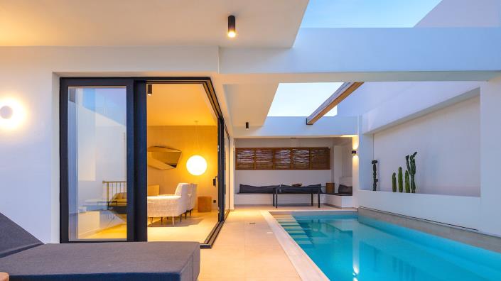 Image No.22-5 Bed Villa / Detached for sale