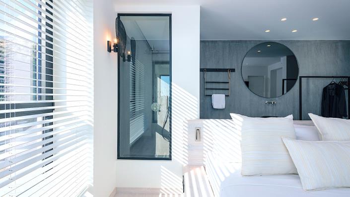 Image No.48-5 Bed Villa / Detached for sale