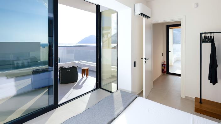 Image No.51-5 Bed Villa / Detached for sale