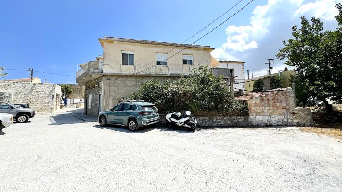 Image No.31-2 Bed Village House for sale