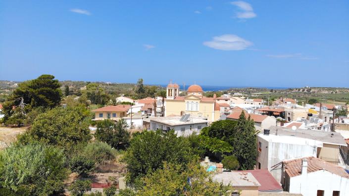 Image No.2-2 Bed Village House for sale