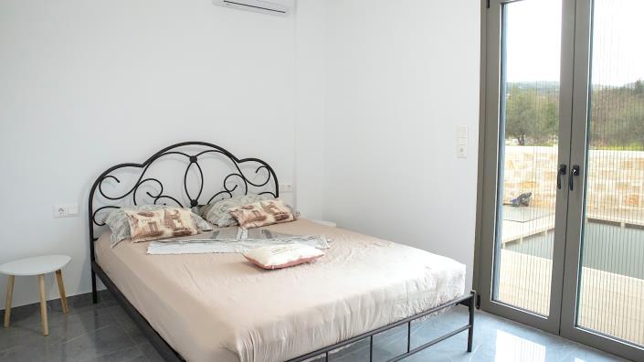 Image No.32-3 Bed Villa / Detached for sale