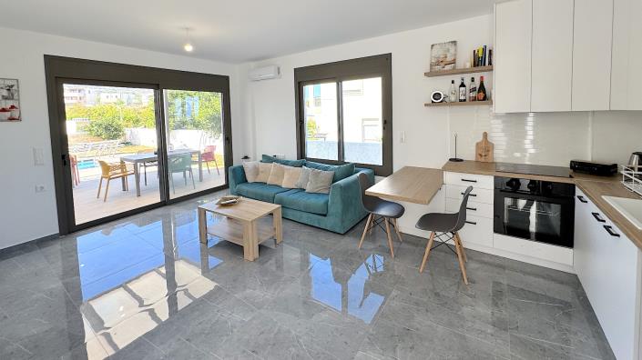 Image No.17-3 Bed Villa / Detached for sale