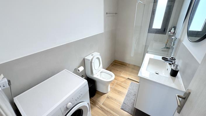 Image No.26-3 Bed Villa / Detached for sale