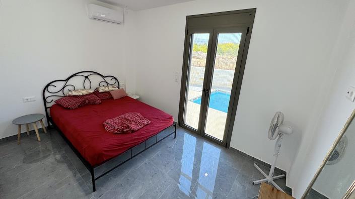 Image No.27-3 Bed Villa / Detached for sale