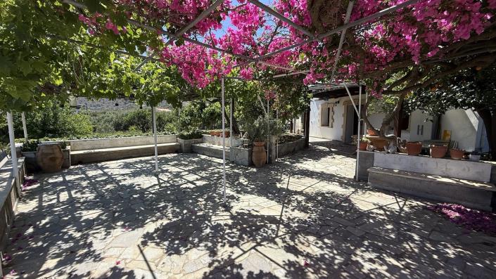 Image No.11-Maison de village de 3 chambres à vendre à Perama