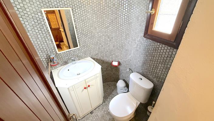 Image No.20-Maison de village de 3 chambres à vendre à Perama