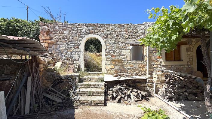 Image No.40-Maison de village de 3 chambres à vendre à Perama