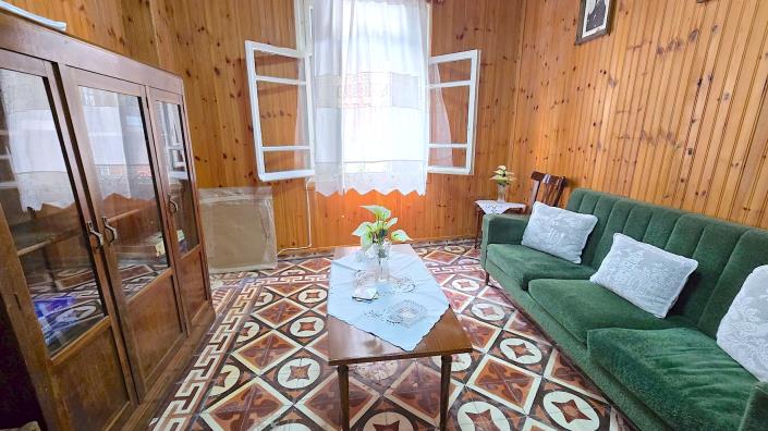 Image No.5-4 Bed Townhouse for sale