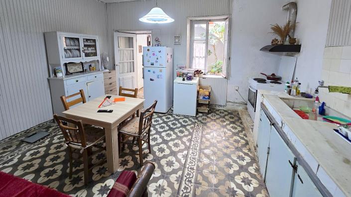 Image No.7-4 Bed Townhouse for sale