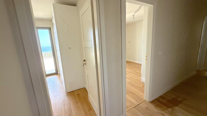 Image No.40-Villa / Détaché de 5 chambres à vendre à Maroulas