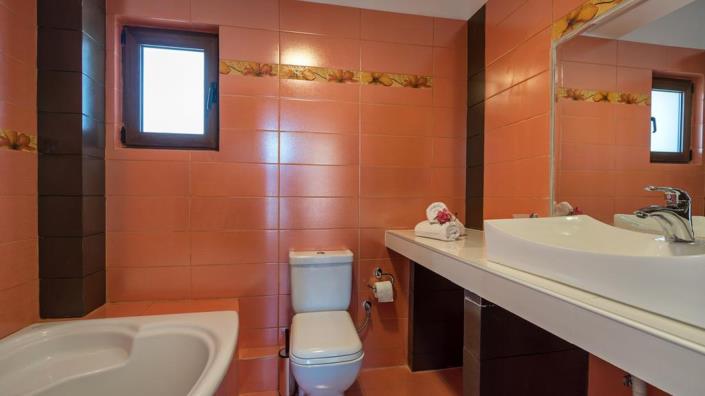 Image No.27-Villa de 7 chambres à vendre à Triopetra