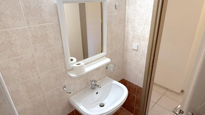 Image No.25-Un hôtel de 17 chambres à vendre à Rethymnon