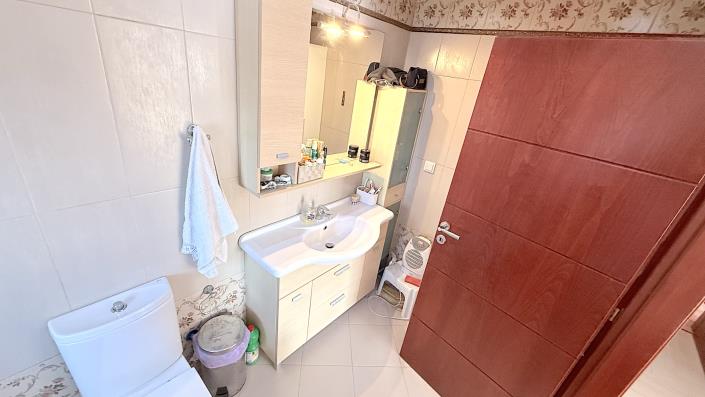 Image No.22-6 Bed Villa / Detached for sale