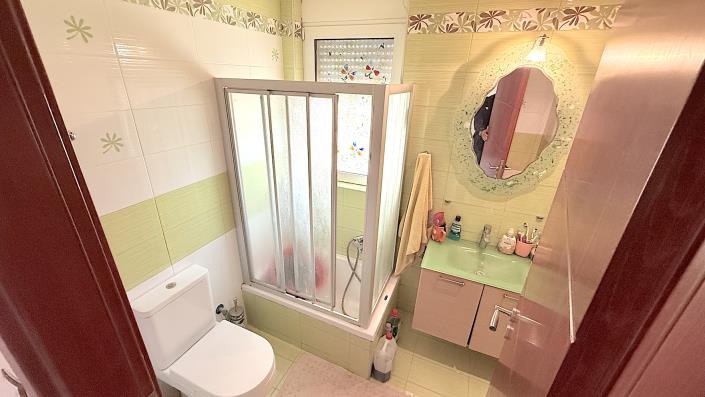 Image No.28-6 Bed Villa / Detached for sale