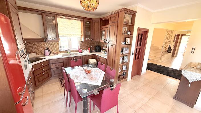 Image No.17-6 Bed Villa / Detached for sale