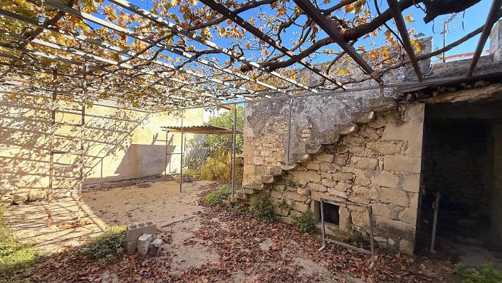 Image No.8-Maison de village de 1 chambre à vendre à Perama