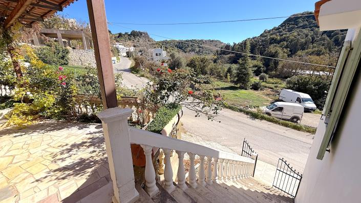 Image No.7-3 Bed Village House for sale