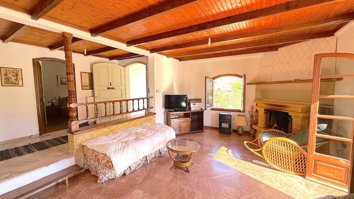 Image No.18-3 Bed Village House for sale