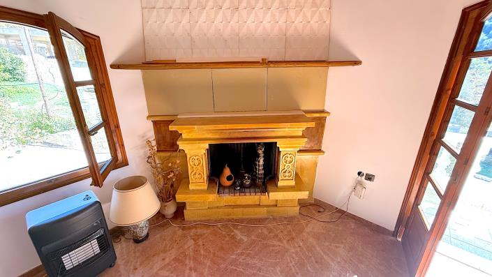 Image No.19-3 Bed Village House for sale