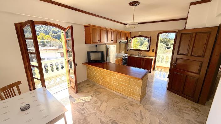 Image No.22-3 Bed Village House for sale