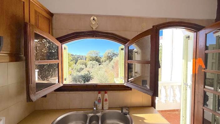 Image No.25-3 Bed Village House for sale