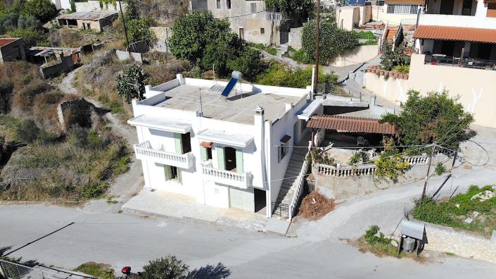 Image No.46-3 Bed Village House for sale