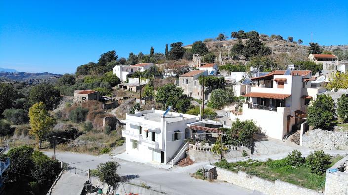 Image No.48-3 Bed Village House for sale