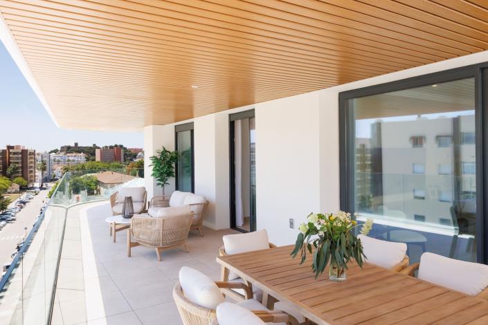 Image No.23-2 Bed Apartment for sale