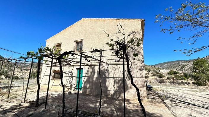 Image No.1-4 Bed Country House for sale
