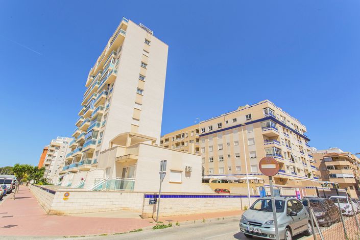 Image No.1-2 Bed Property for sale