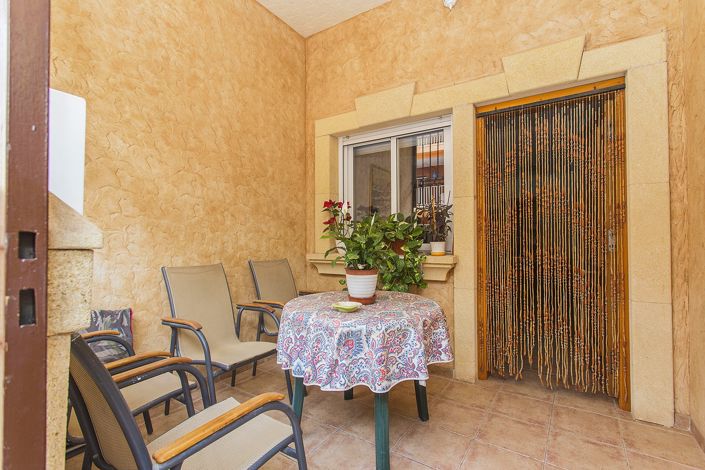 Image No.1-2 Bed Property for sale