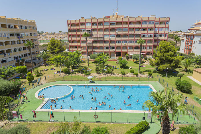 Image No.1-2 Bed Property for sale