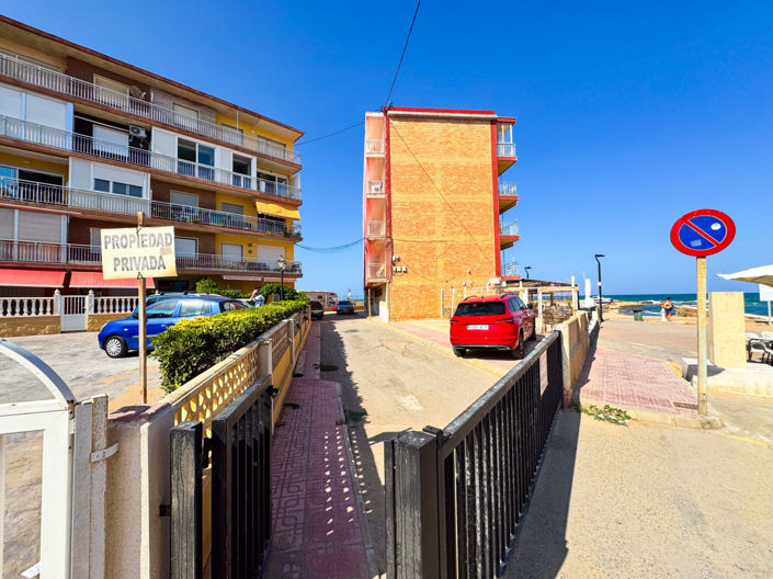 Image No.25-2 Bed Apartment for sale