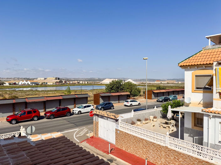 Image No.18-2 Bed Villa for sale