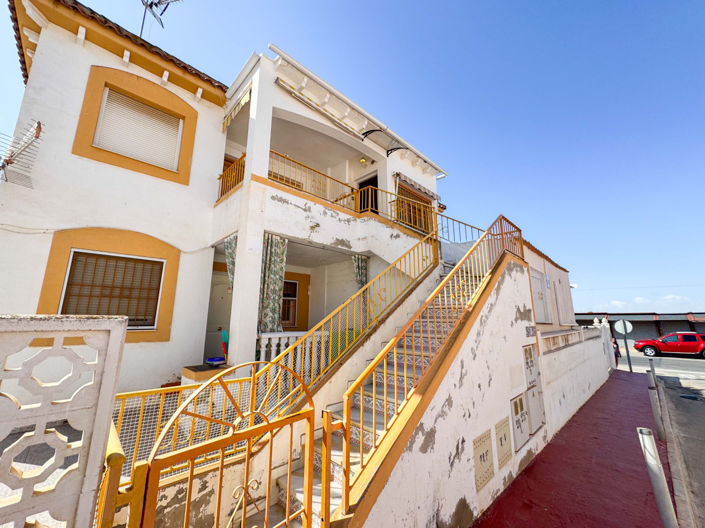 Image No.8-2 Bed Villa for sale