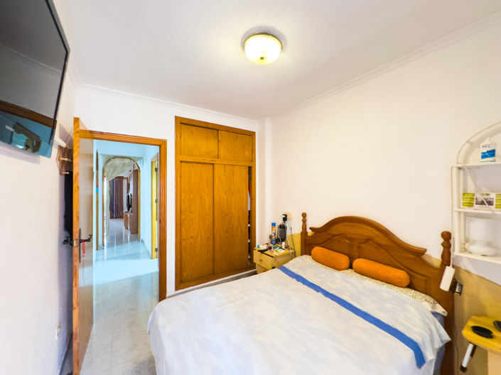 Image No.17-2 Bed Apartment for sale