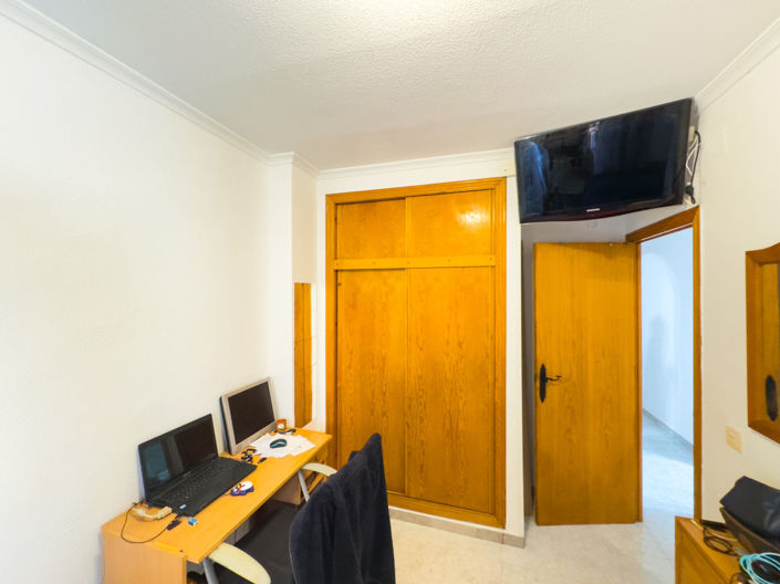 Image No.4-2 Bed Apartment for sale