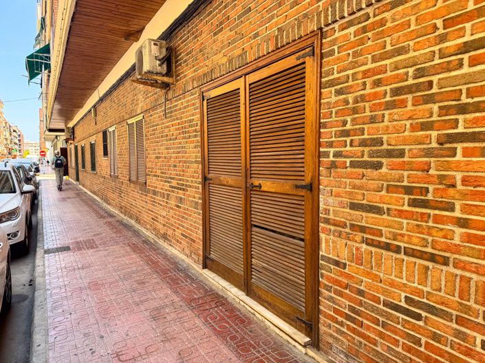 Image No.26-3 Bed Apartment for sale