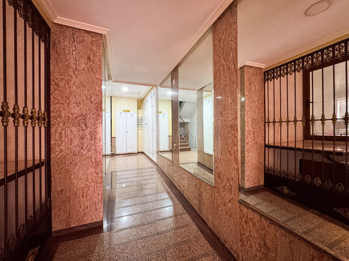 Image No.3-4 Bed Apartment for sale