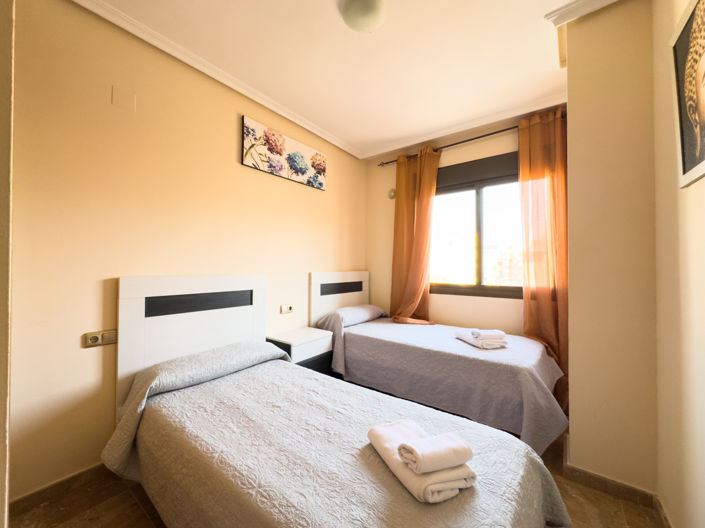 Image No.6-4 Bed Apartment for sale