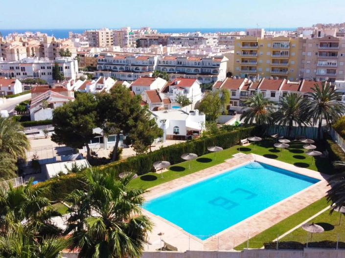 Image No.1-1 Bed Villa for sale