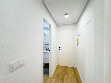67b49fb