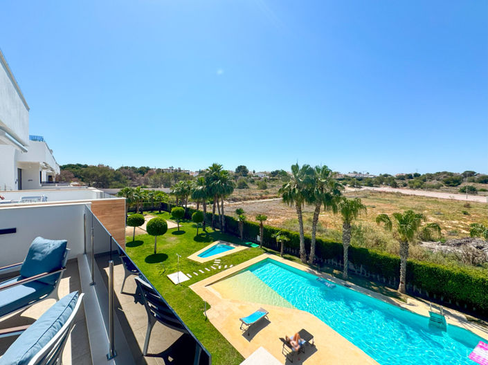 Image No.26-2 Bed Apartment for sale