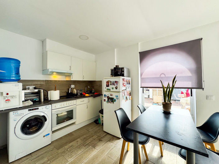 Image No.18-2 Bed Villa for sale